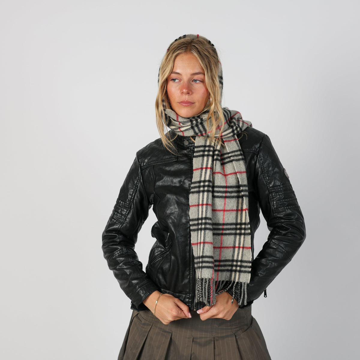 Black Y2K On Spirit Leather Jacket (M)