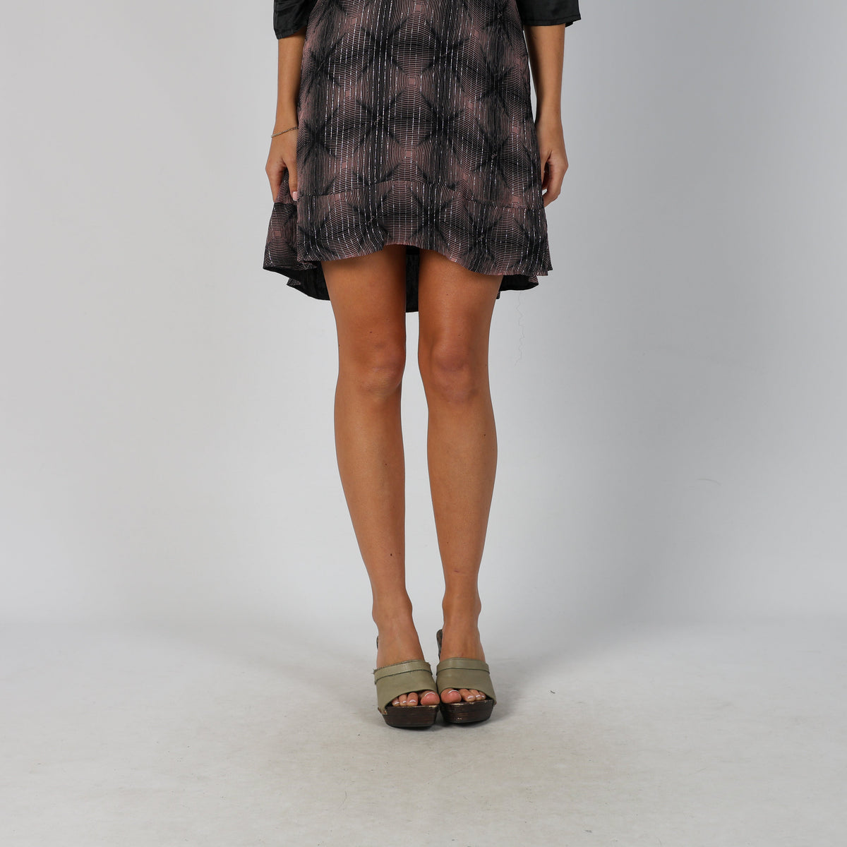 Black Y2K Made in Italy Woven Midi Dress (S)