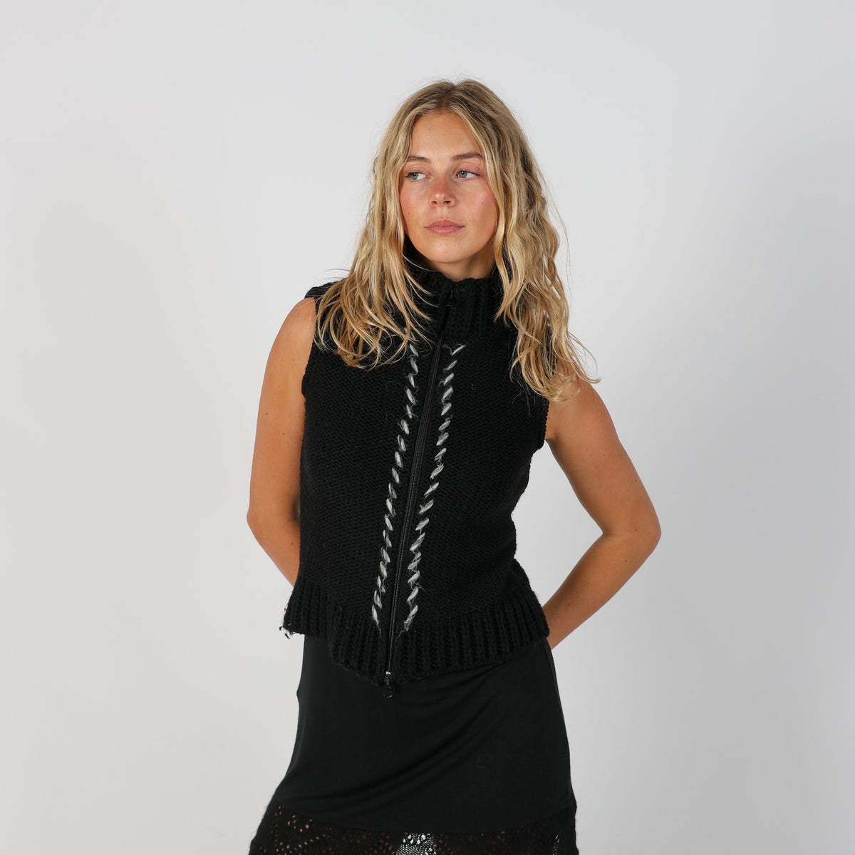 Black Y2K Knitted Vest (S)