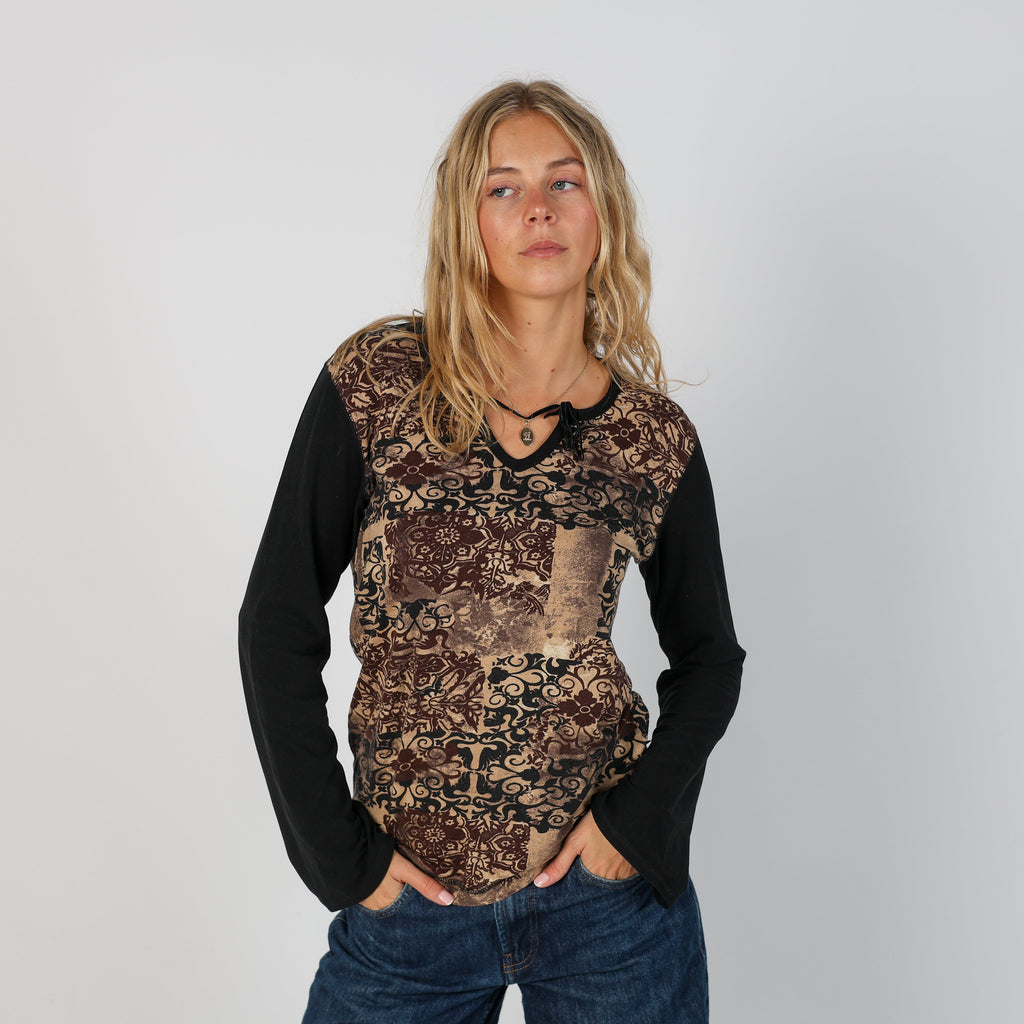 Tan Y2K Cecil Long Sleeve Top (M)