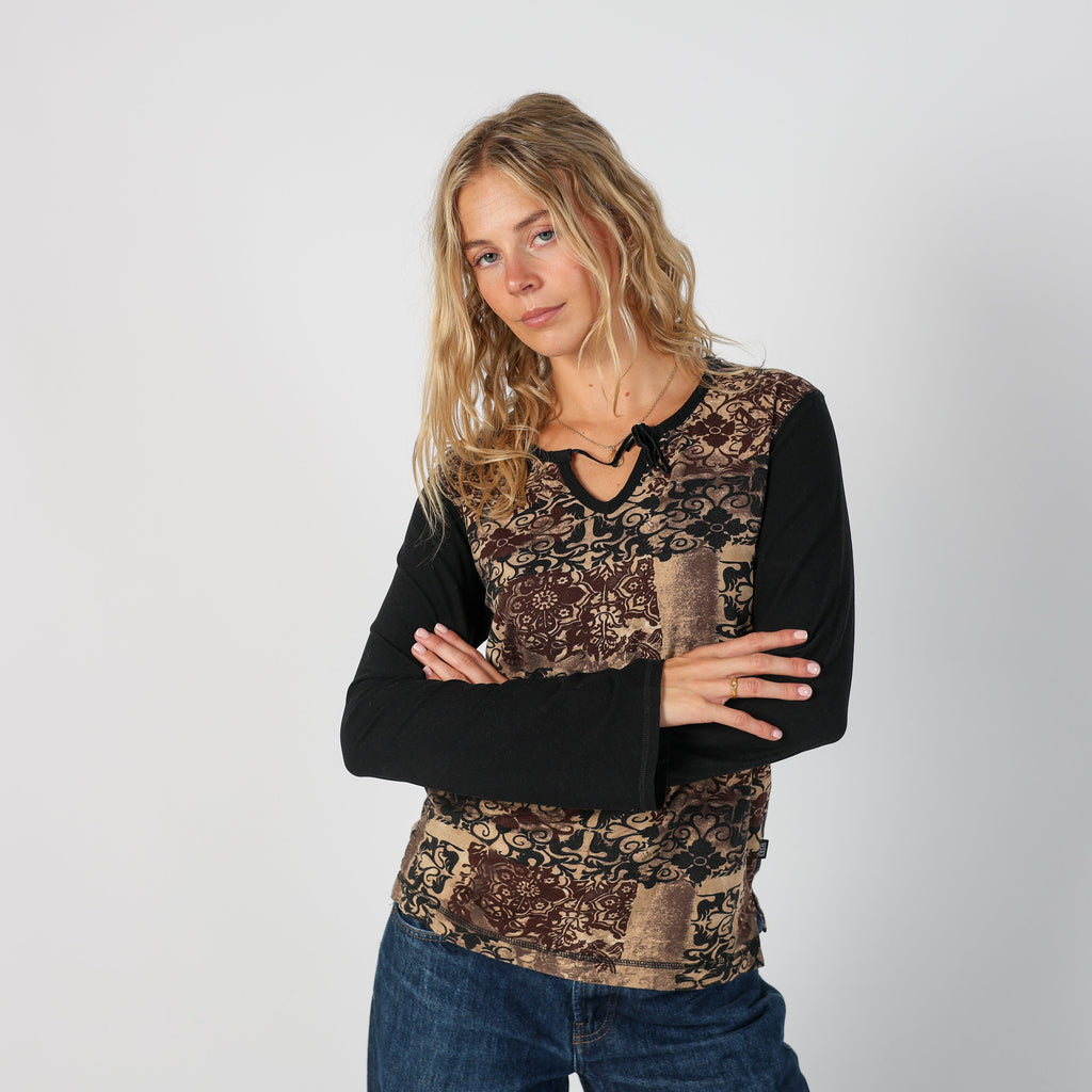 Tan Y2K Cecil Long Sleeve Top (M)