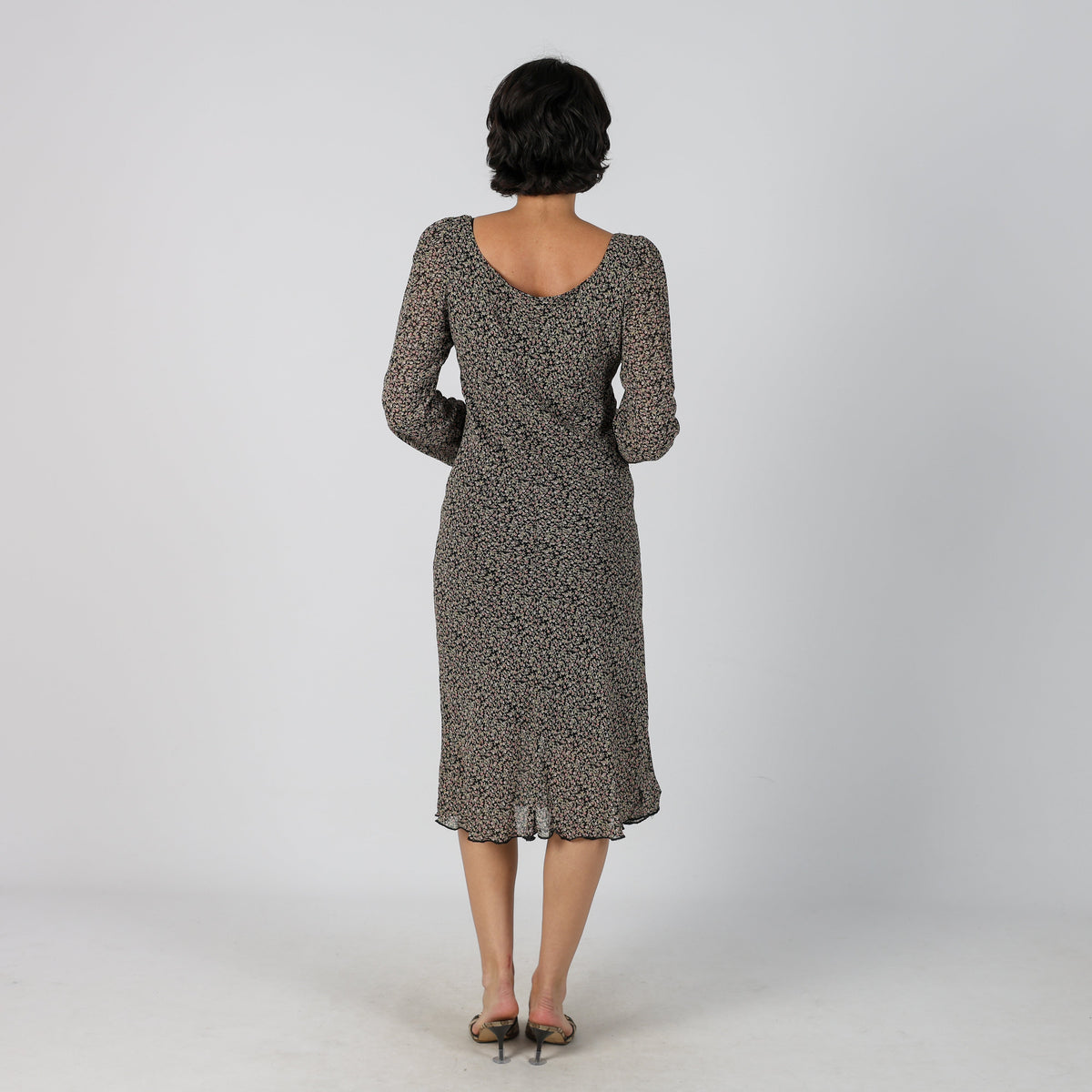 Black Y2K United Colors of Benetton Woven Midi Dress (M)