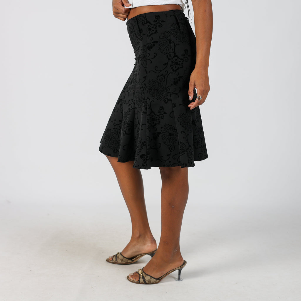 Black Y2K Woven Midi Skirt (XS)