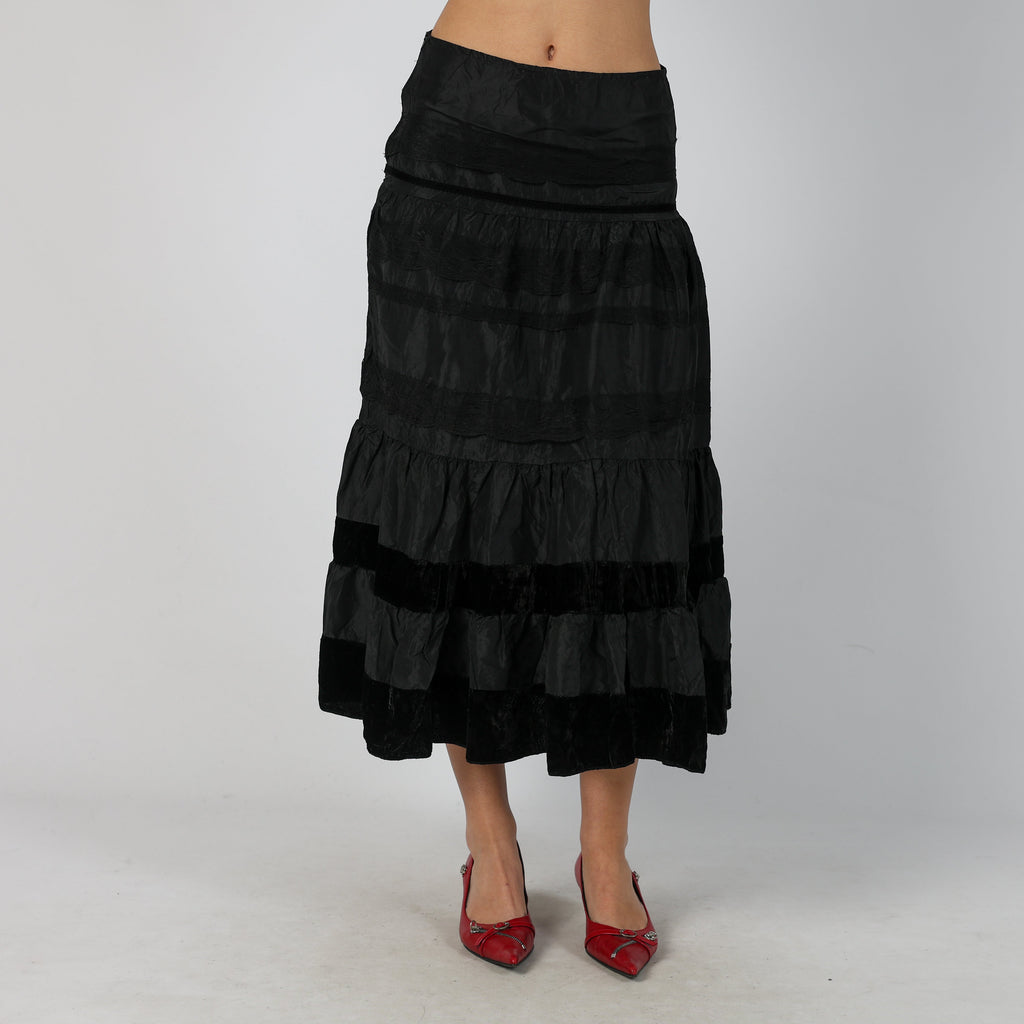 Black Y2K Woven Maxi Skirt (S)