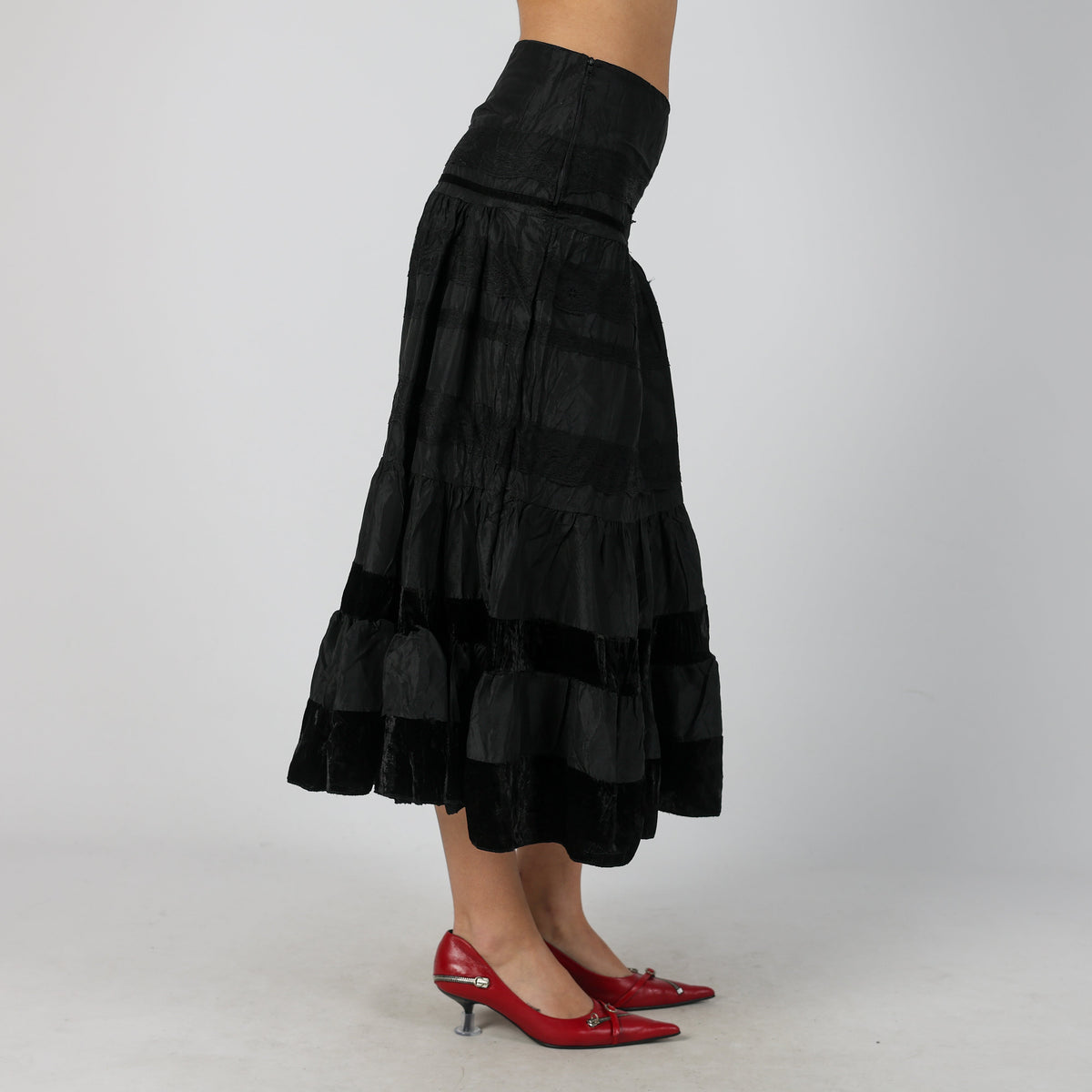 Black Y2K Woven Maxi Skirt (S)