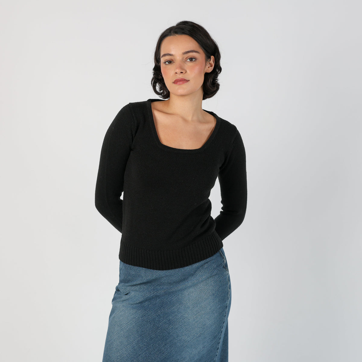 Black Y2K Sasch Knitted Top (XS)