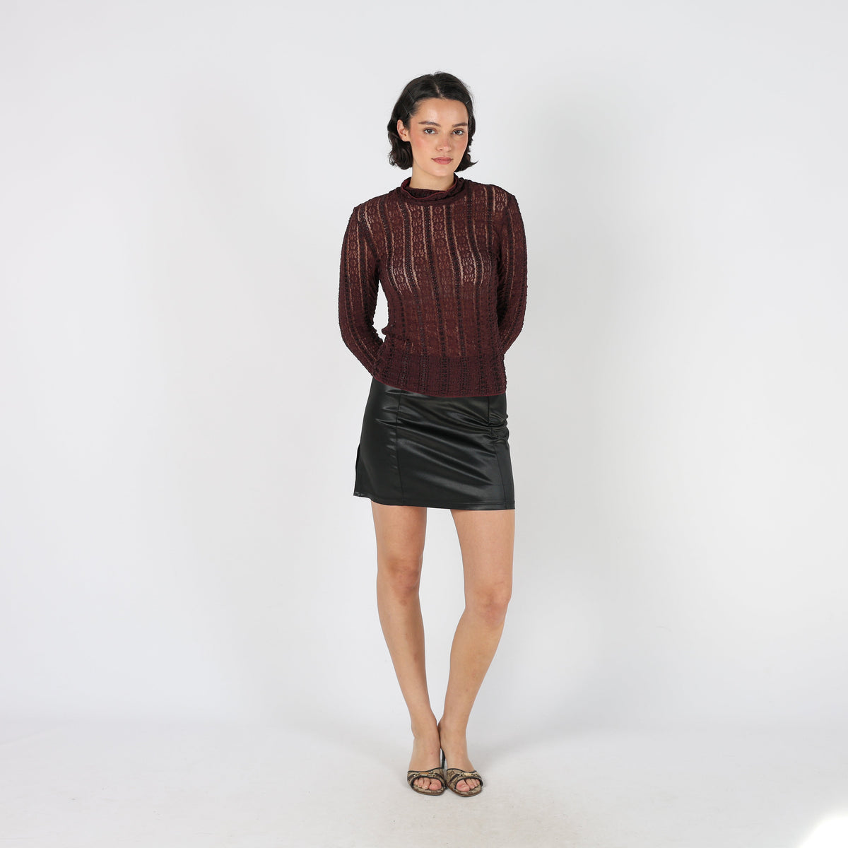 Black Y2K Made in Italy Woven Mini Skirt (XXS)