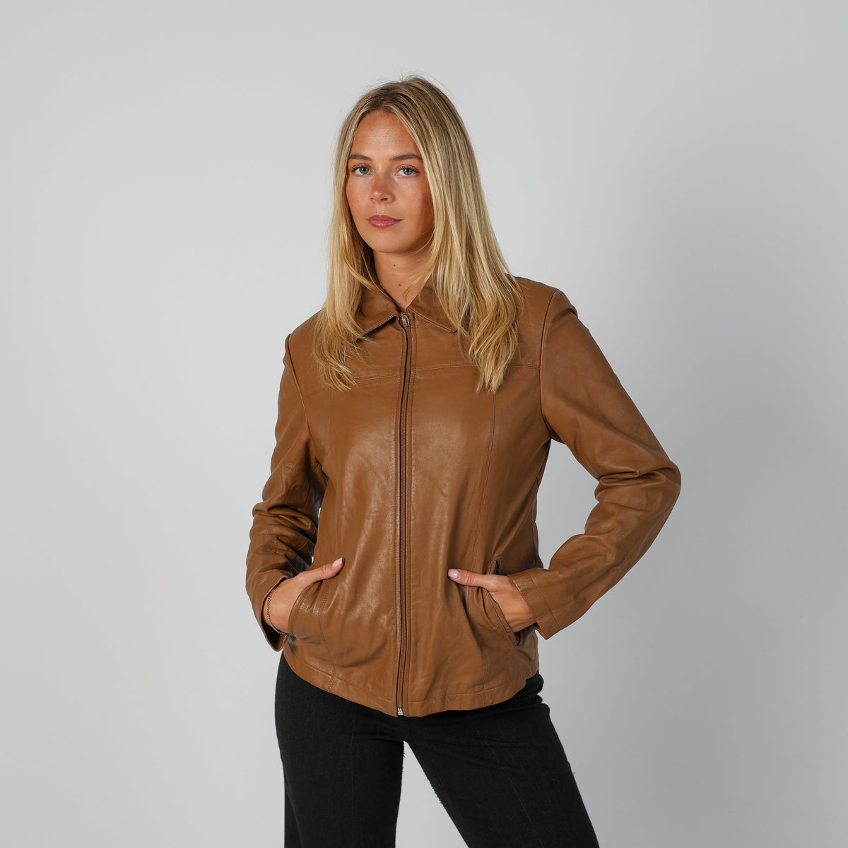Tan Y2K Made in Italy Leather Jacket (S)