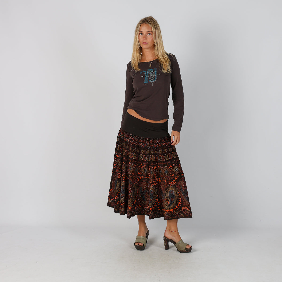 Brown Y2K Woven Maxi Skirt (XS)