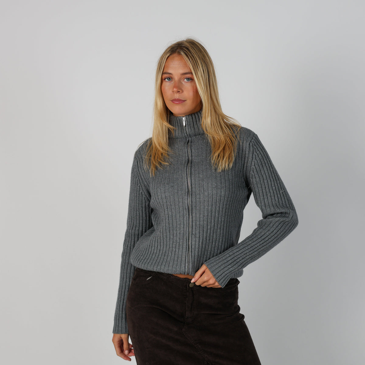 Grey Y2K Sisley Knitted Jumper (M)