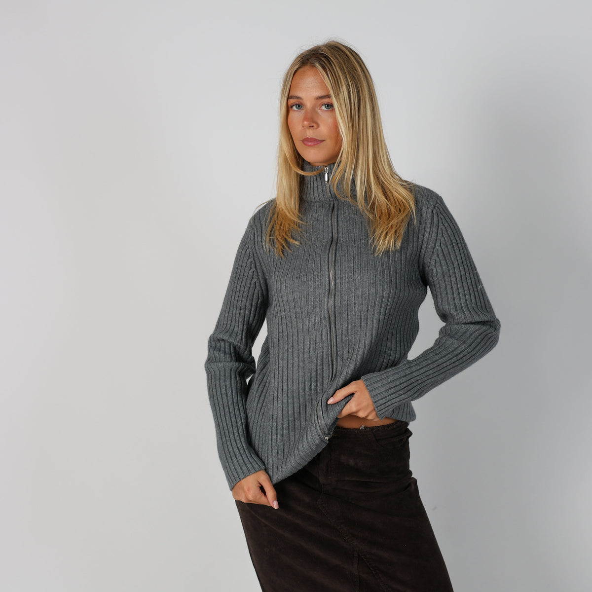 Grey Y2K Sisley Knitted Jumper (M)