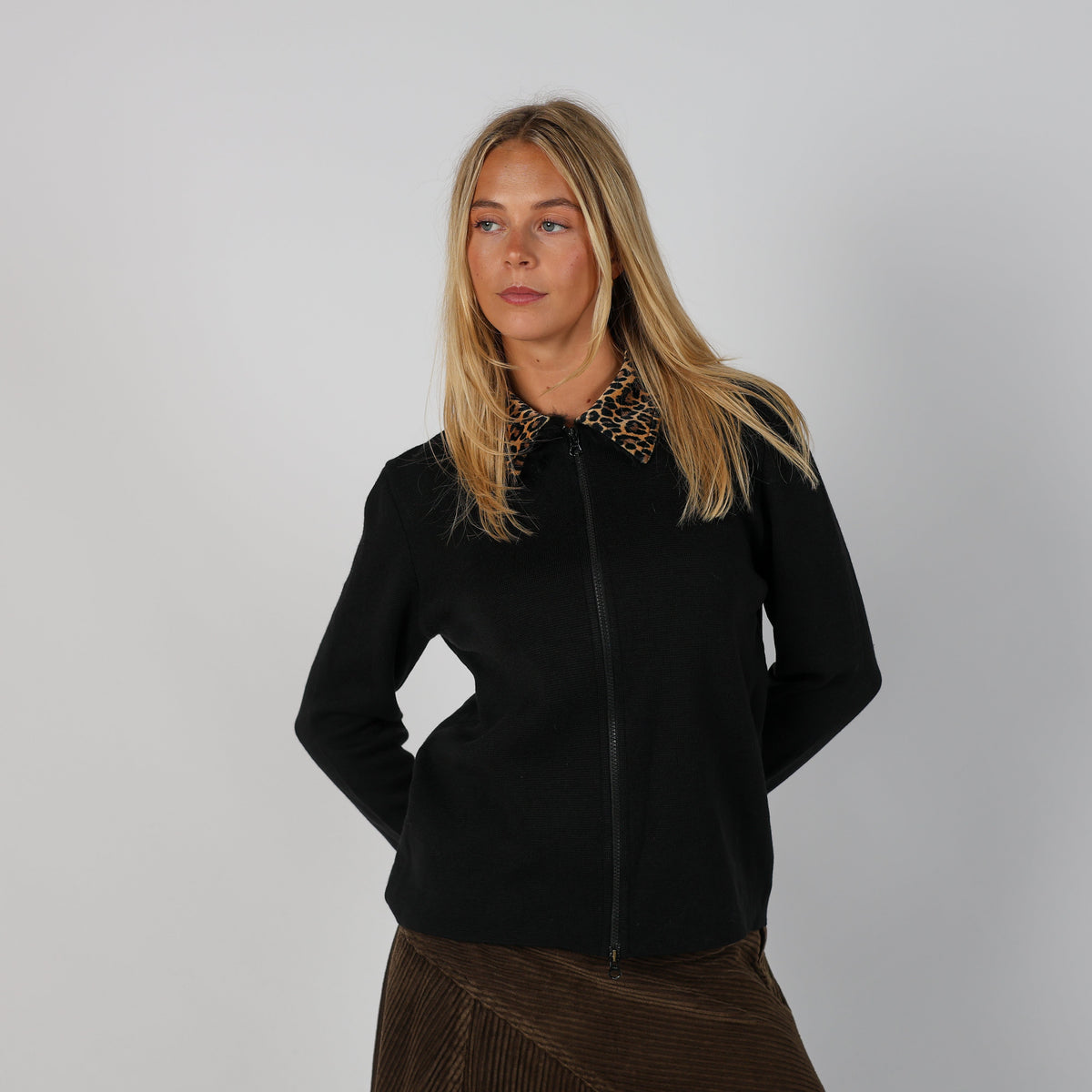 Black Y2K Made in Italy Knitted Jumper Leopard print (L)