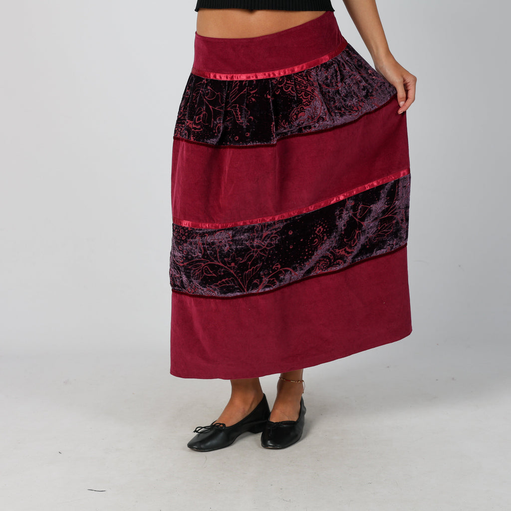 Burgundy Red Y2K Made in Italy Woven Maxi Skirt (M)