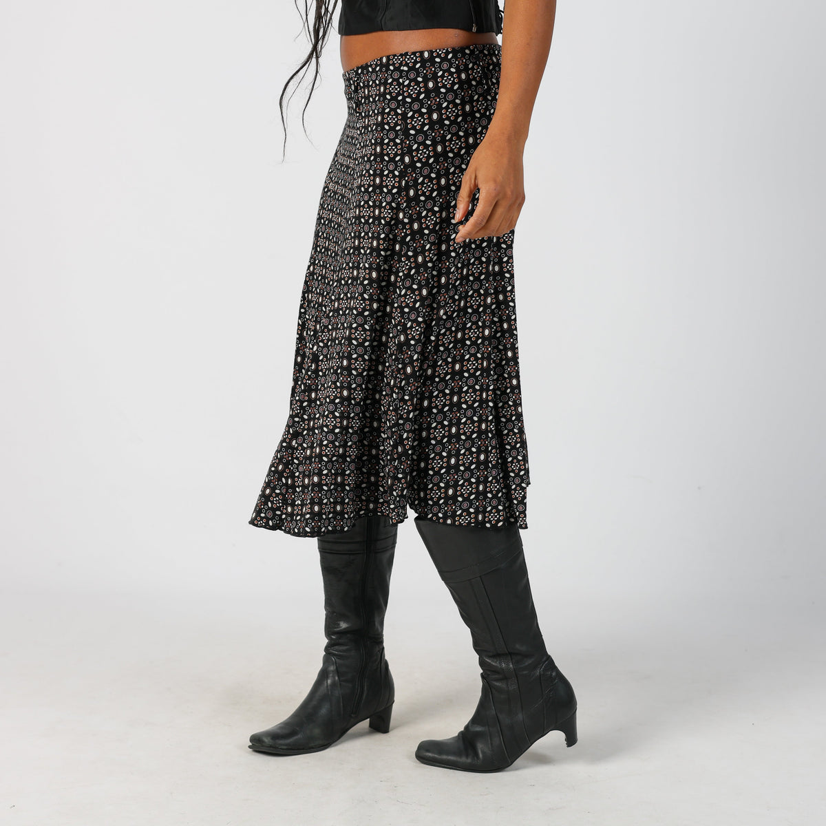 Black Y2K Woven Midi Skirt (XS)