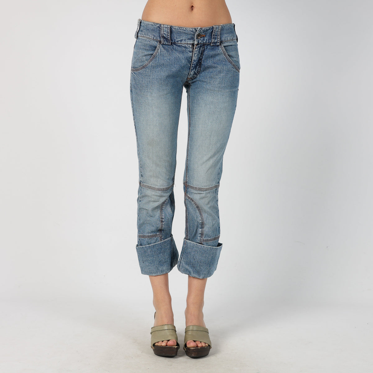 Light Blue Y2K 3/4 Jeans (S)