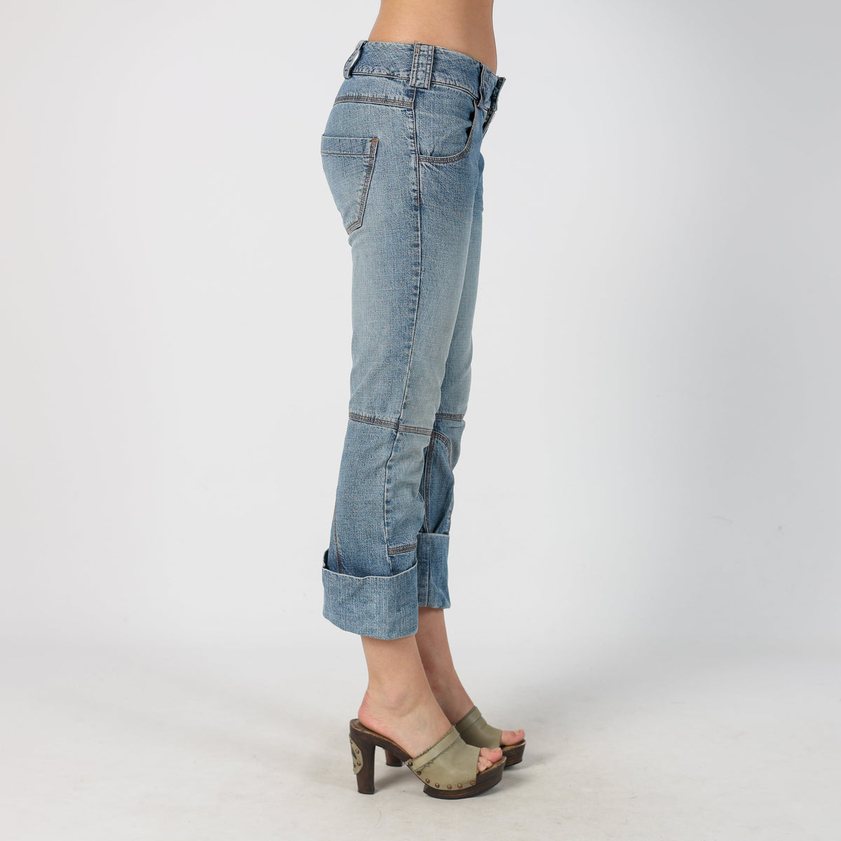 Light Blue Y2K 3/4 Jeans (S)