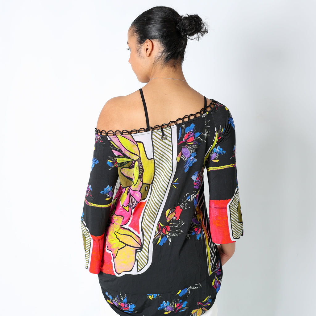 Black 90s Save The Queen Cami Off Shoulder Print (L)